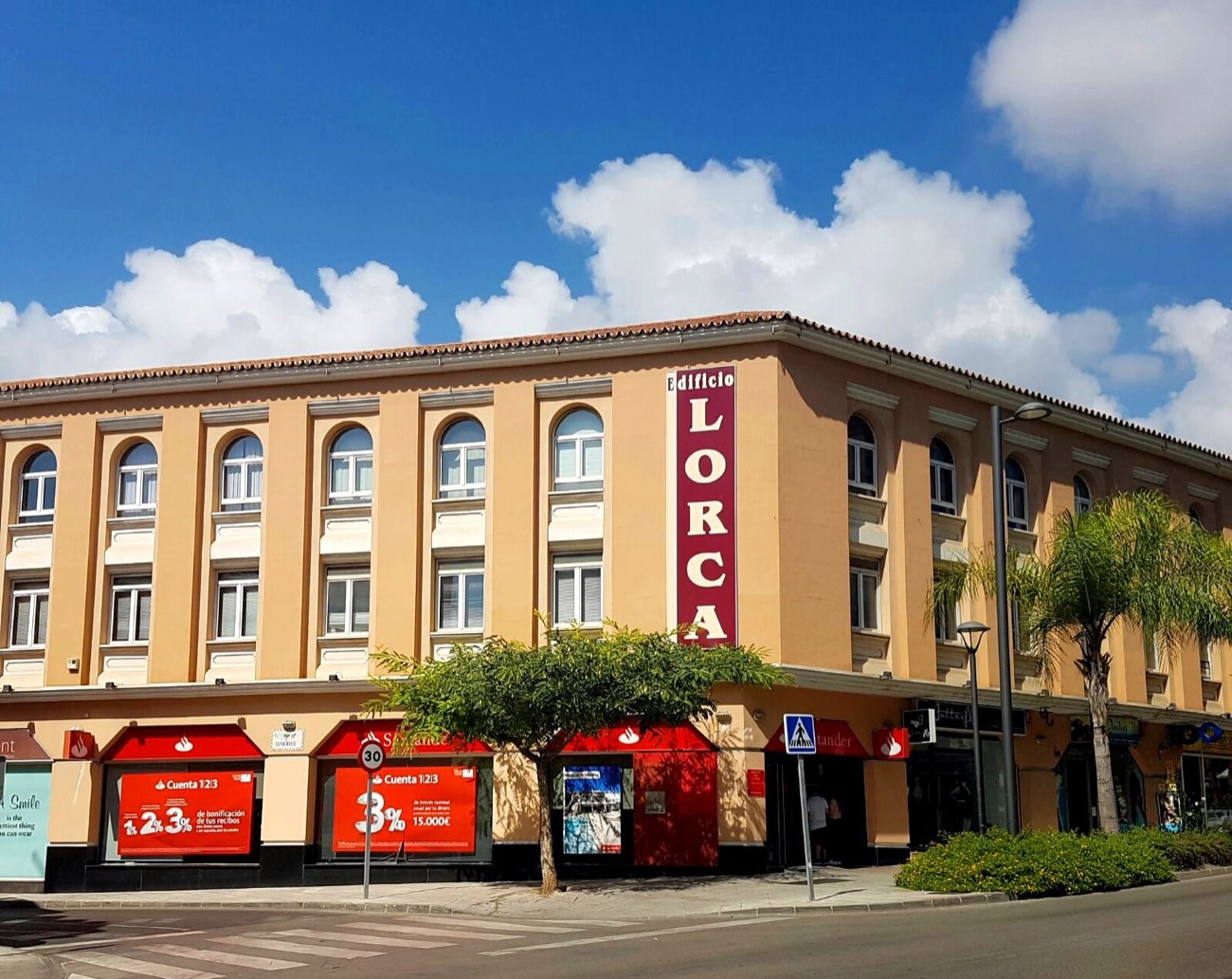 Edificio Lorca, Benalmádena — home of Bru & Muñoz Abogados
